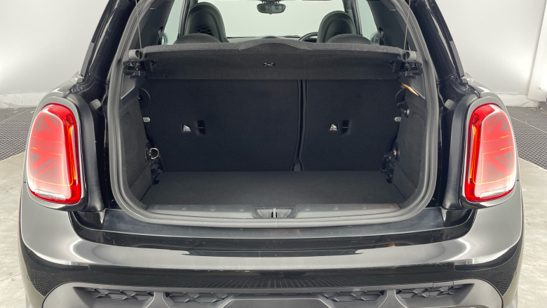 MINI Hatchback 2.0 John Cooper Works 3dr Petrol Hatchback